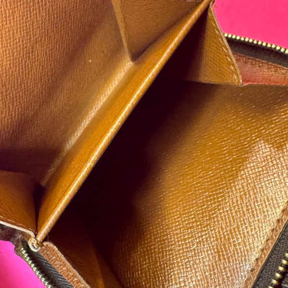 Louis Vuitton Classic Brown Monogram Wallet compact 4x4 organizer - Picture 8 of 14